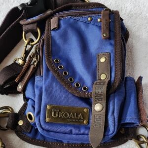 Ukoala Pheonix Unisex Blue Nylon Crossbody/Belt Bag Preowned